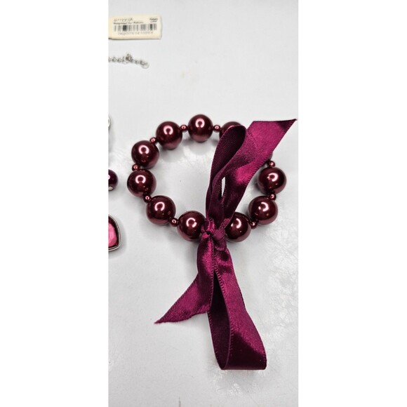 NWT Cranberry Heart Bead, Faux Pearl, Silver Chain Choker Necklace & Bracelet - Picture 2 of 9